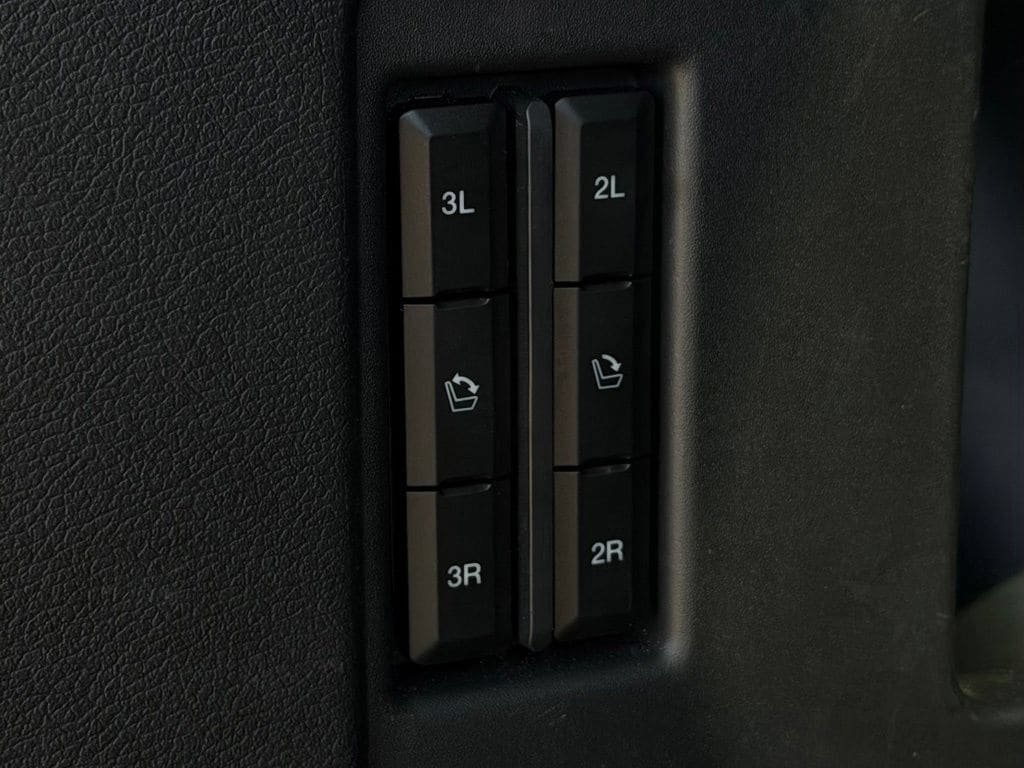 Used 2023 Ford Expedition XLT AWD/4WD image 29