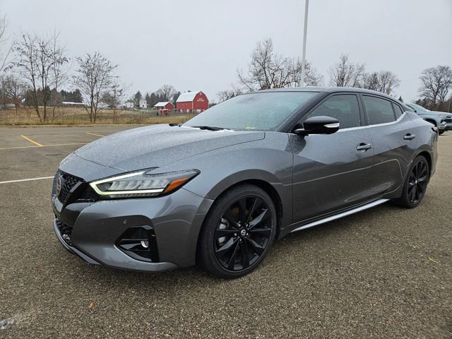 Used 2022 Nissan Maxima SR w/ Sport Mat Group image 3