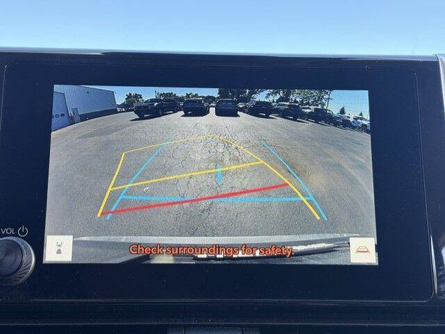 Used 2025 Toyota RAV4 XLE w/ Convenience Package AWD/4WD image 7