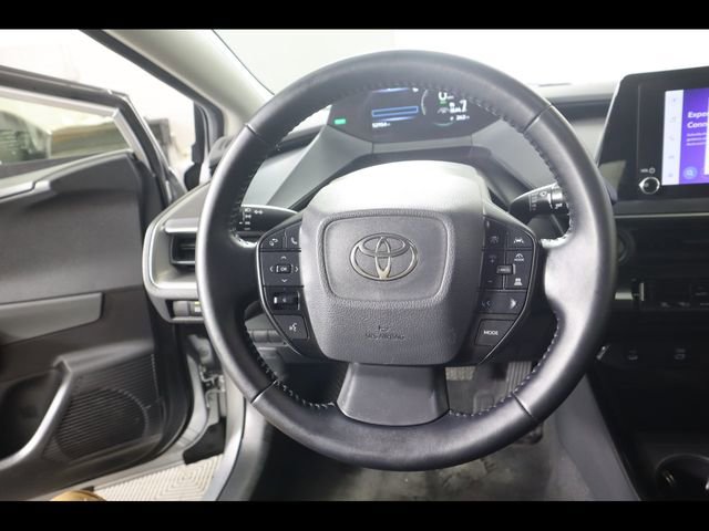 Used 2024 Toyota Prius LE image 18