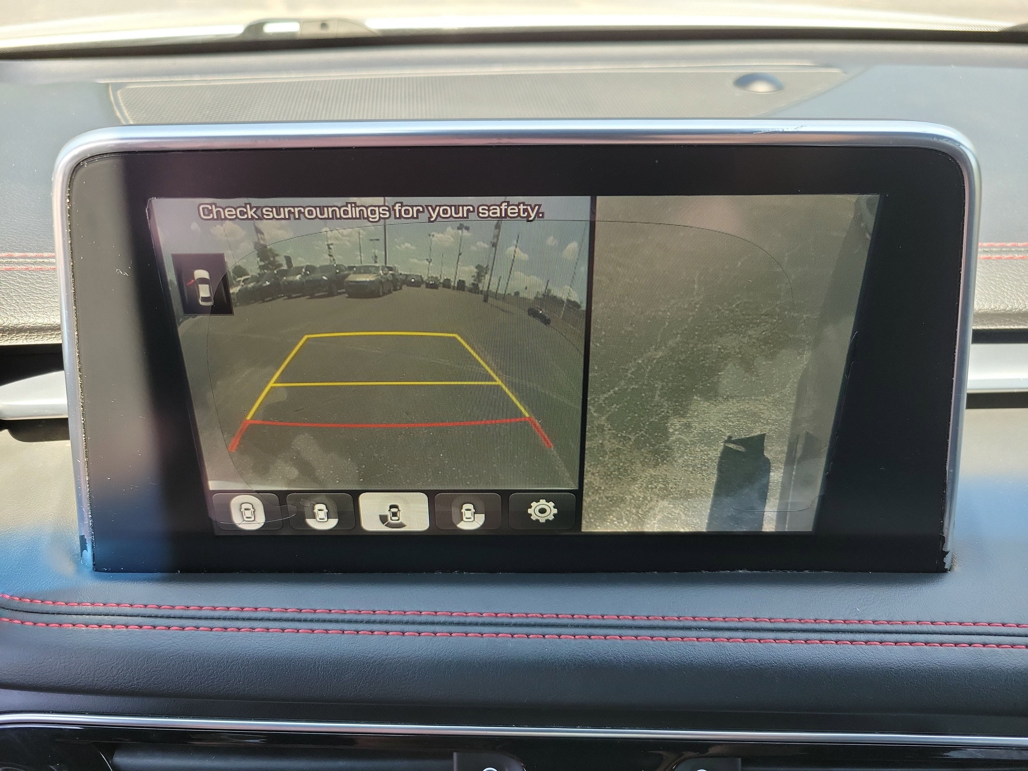 Used 2019 Genesis G70 2.0T Advanced w/ Sport Package RWD image 16