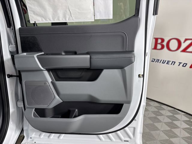 New 2026 Ford F250 XLT w/ XLT Premium Package image 24