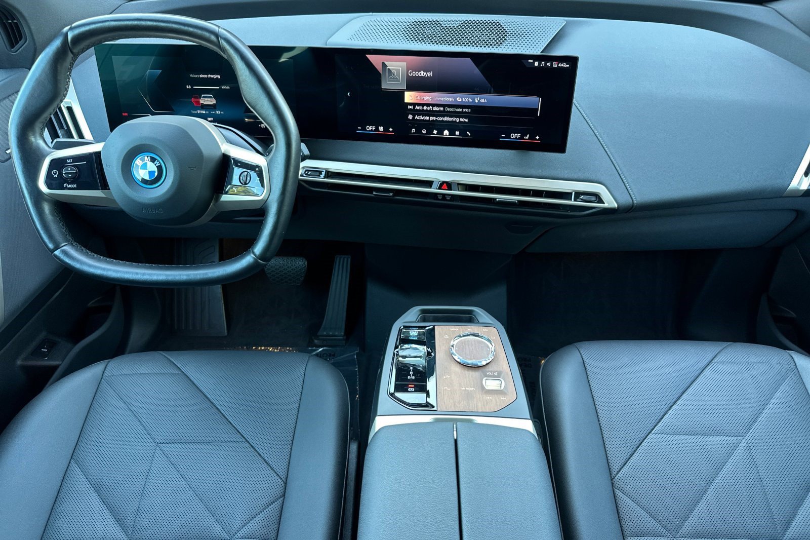 Certified 2024 BMW iX xDrive50 w/ Premium Package AWD/4WD image 17