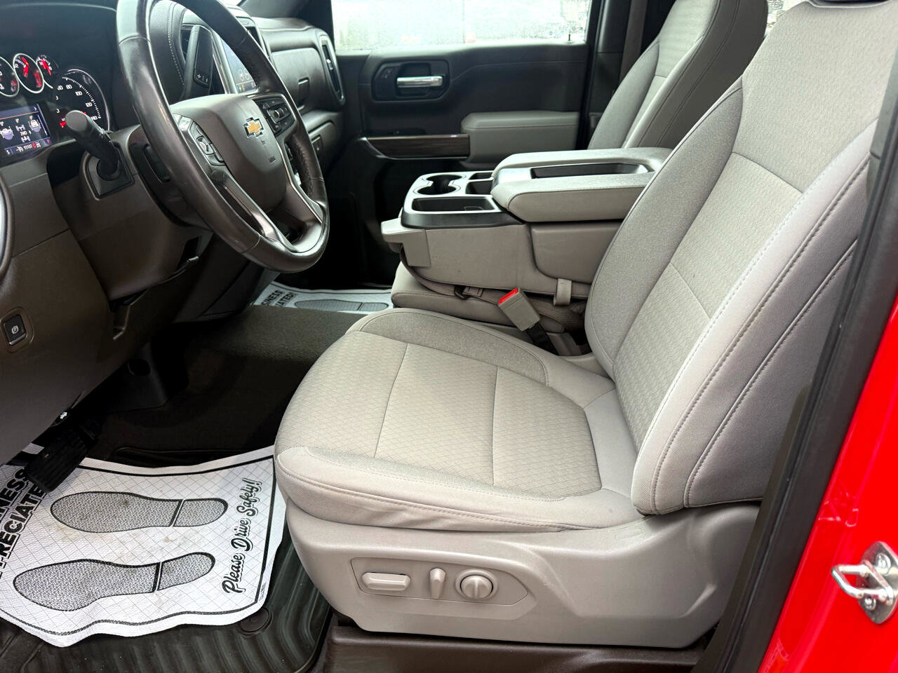 Used 2021 Chevrolet Silverado 1500 LT image 10