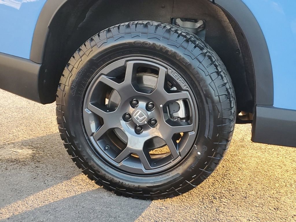 Certified 2025 Honda Pilot TrailSport image 9