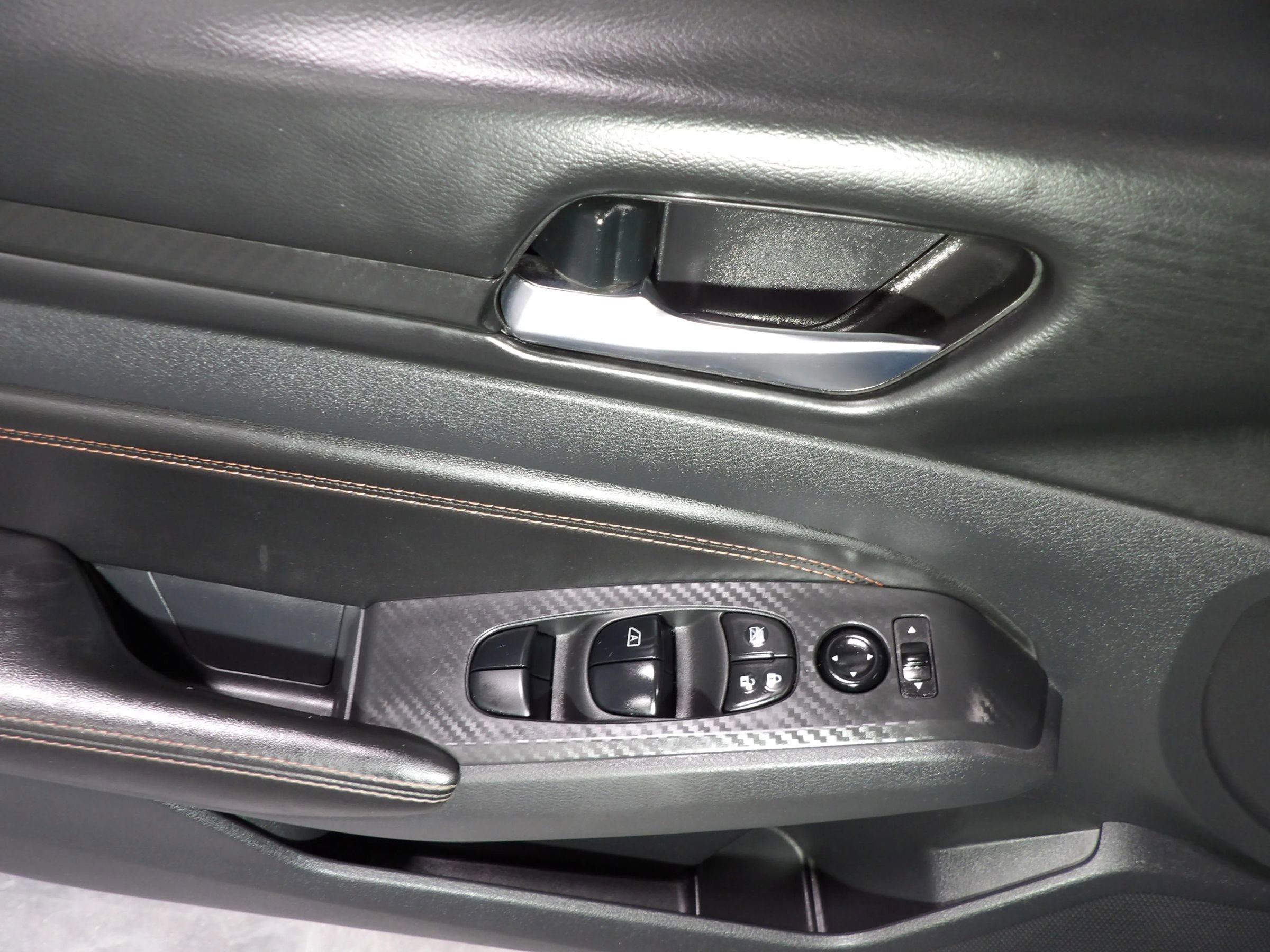 Used 2022 Nissan Altima 2.0 SR image 9