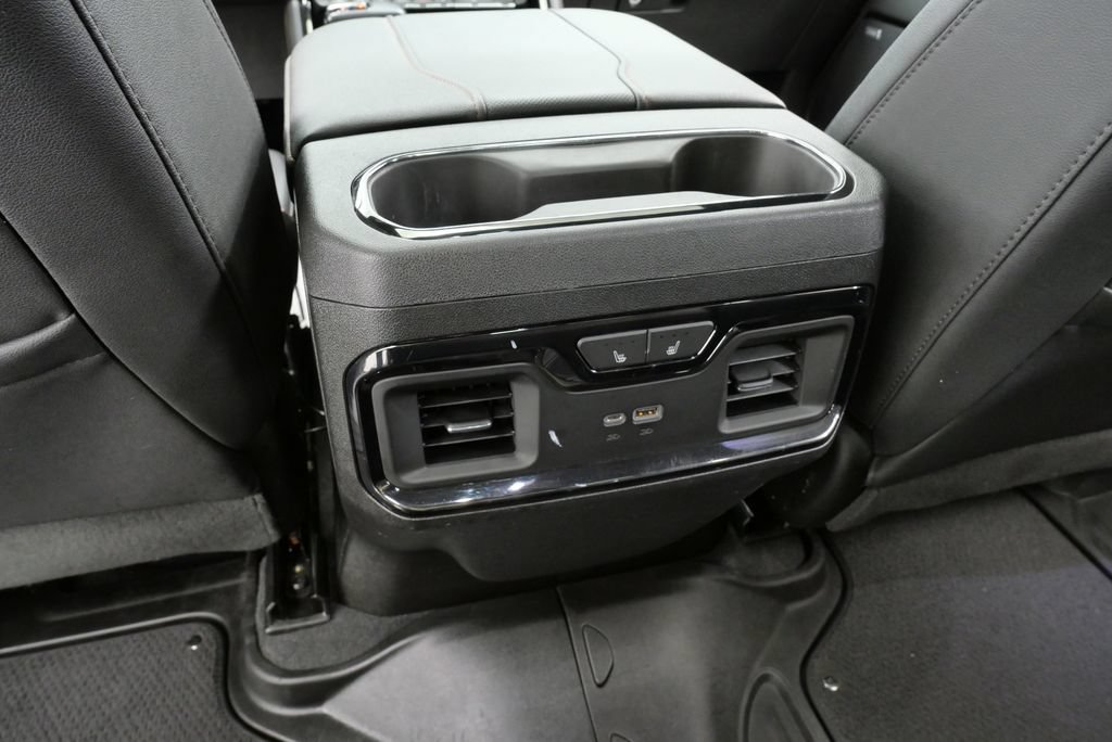 Used 2024 GMC Sierra 1500 AT4 w/ Technology Package AWD/4WD image 20