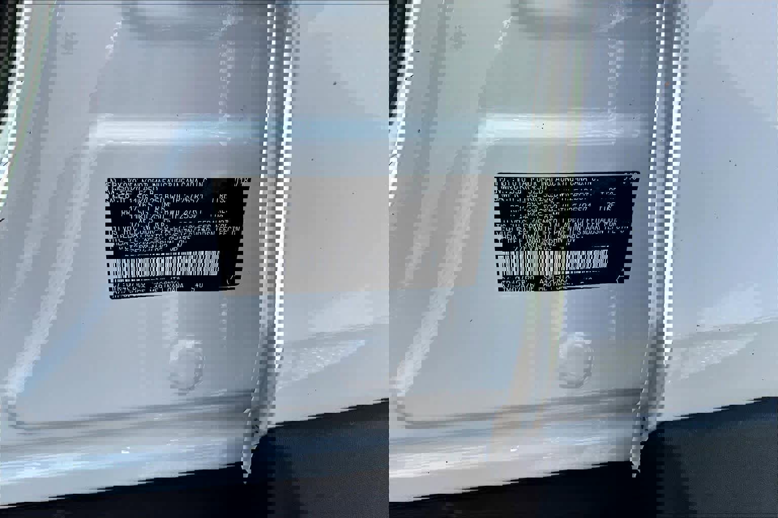 Used 2018 Toyota RAV4 LE image 36