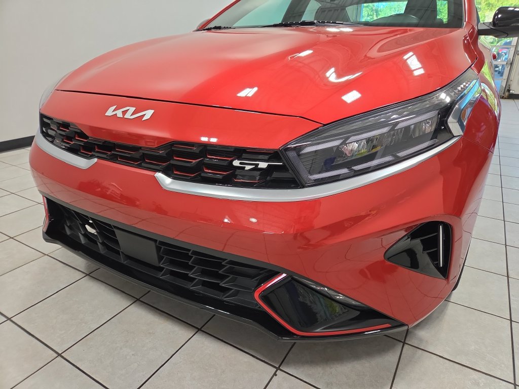 Used 2023 Kia Forte GT w/ GT2 Package FWD image 23