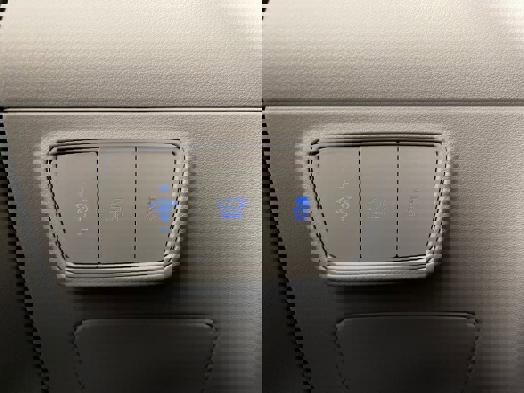 Certified 2024 Hyundai Tucson SEL image 30