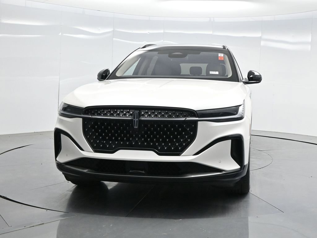 Used 2025 Lincoln Nautilus Reserve w/ Jet Appearance Package image 29