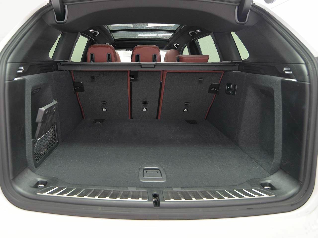 Used 2024 BMW X3 sDrive30i w/ Convenience Package RWD image 12