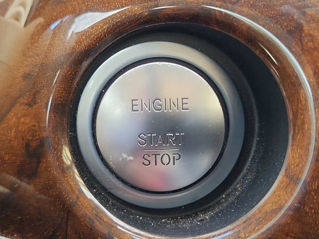 Used 2015 Mercedes-Benz S 550 4MATIC Sedan image 17