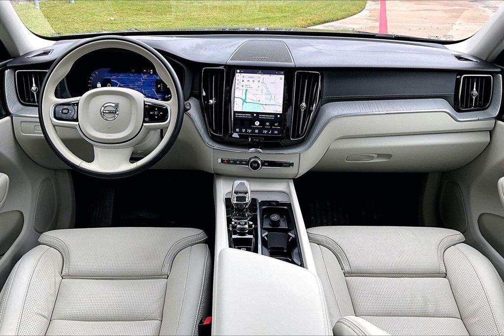 Certified 2025 Volvo XC60 B5 Ultra w/ Protection Package Premier AWD/4WD image 20