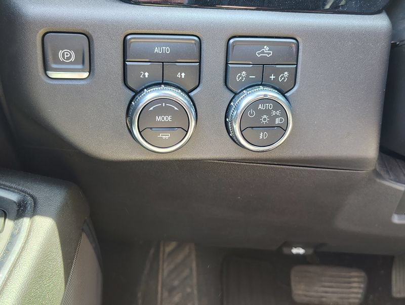 Used 2024 GMC Sierra 1500 Elevation AWD/4WD image 12