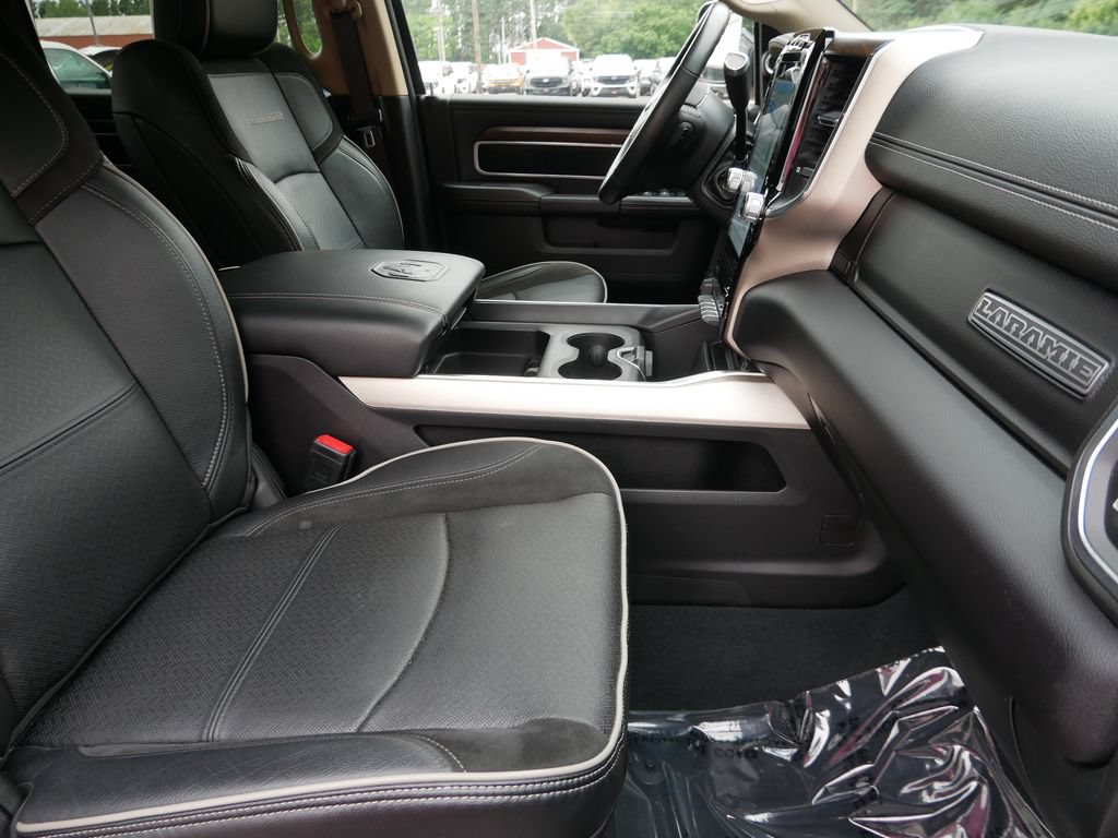 Used 2022 RAM 2500 Laramie AWD/4WD image 9