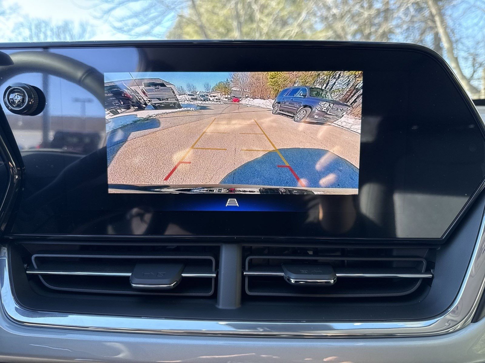 New 2026 Chevrolet Trax LT w/ Driver Confidence Package image 15