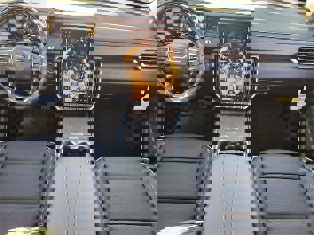 New 2026 GMC Acadia Denali w/ Super Cruise Package image 13