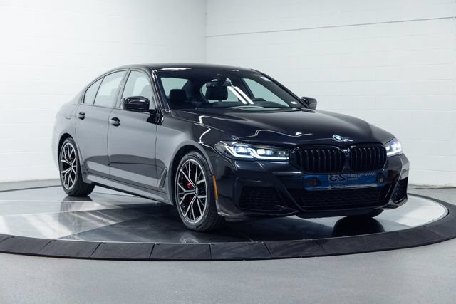 Certified 2023 BMW 530i xDrive w/ M Sport Package AWD/4WD image 4