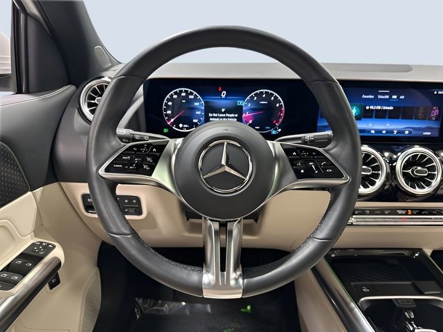 Used 2025 Mercedes-Benz GLA 250 4MATIC image 17
