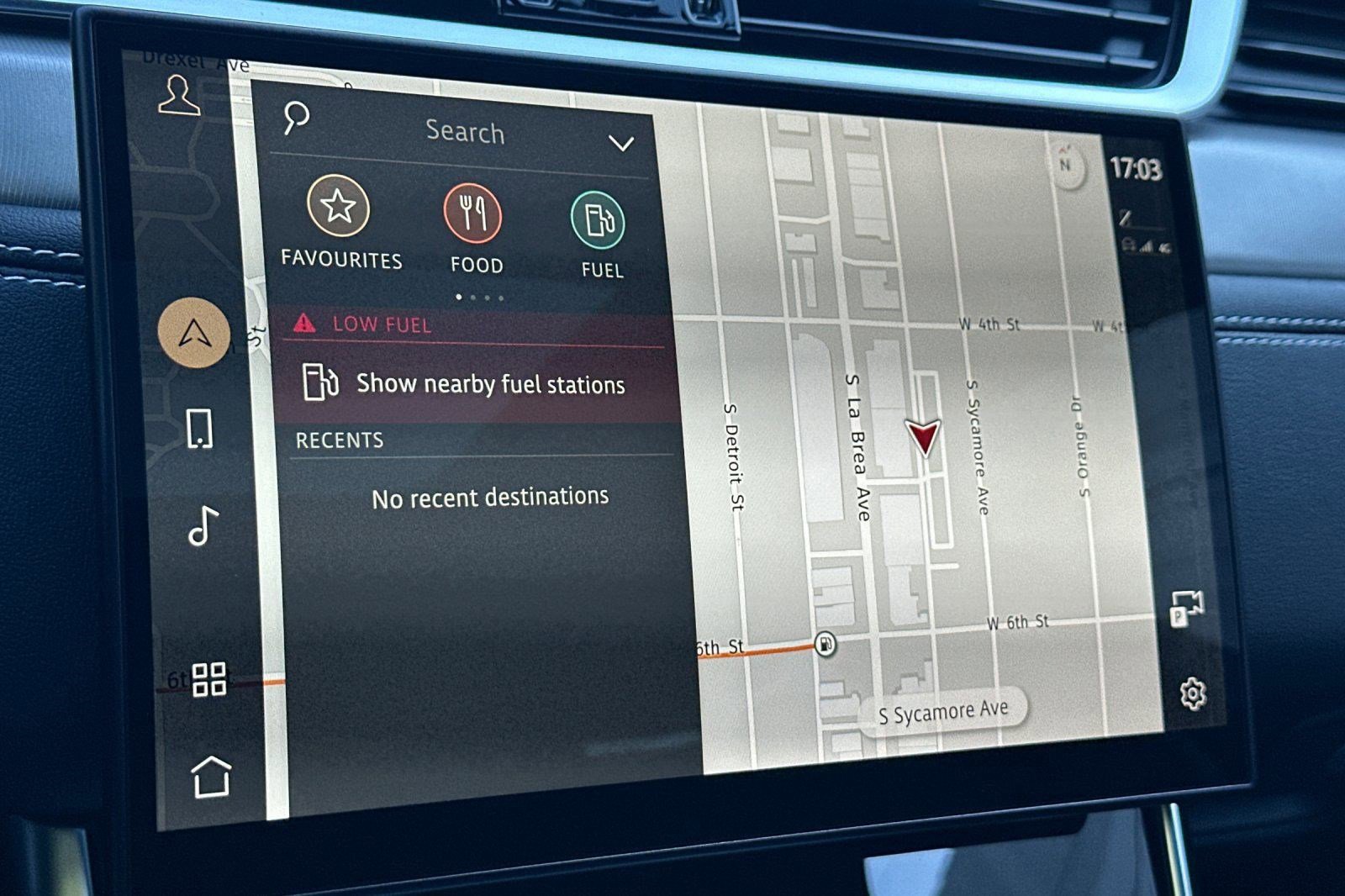 New 2024 Jaguar XF R-Dynamic SE image 19