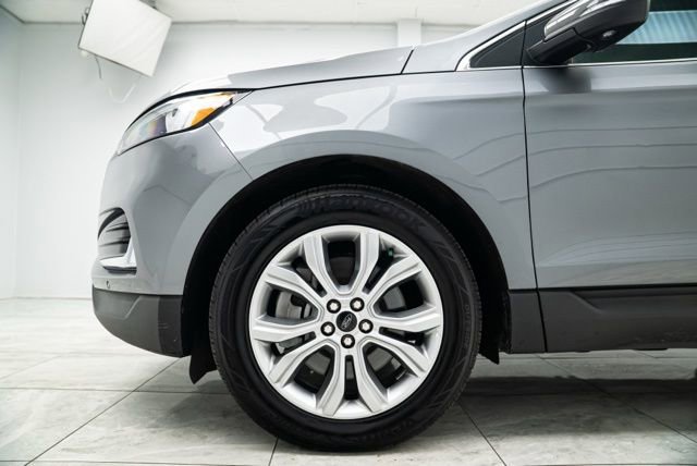 Used 2024 Ford Edge Titanium image 35