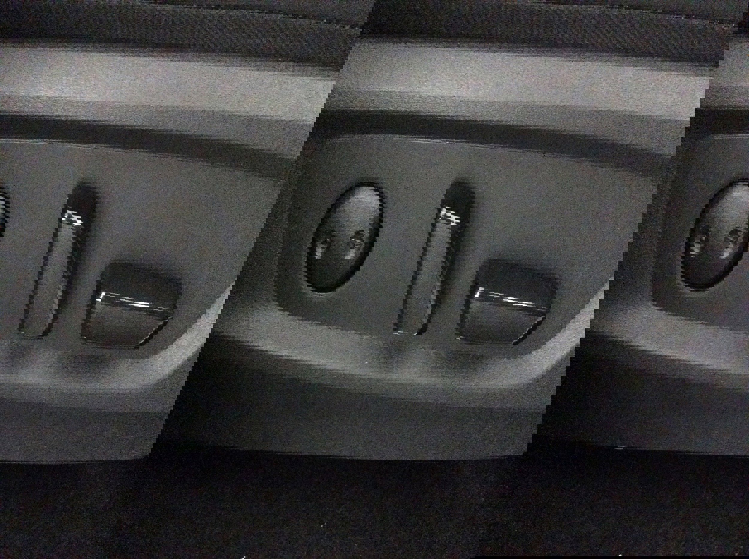 Used 2024 Nissan Pathfinder SL w/ Black Appearance Package image 37