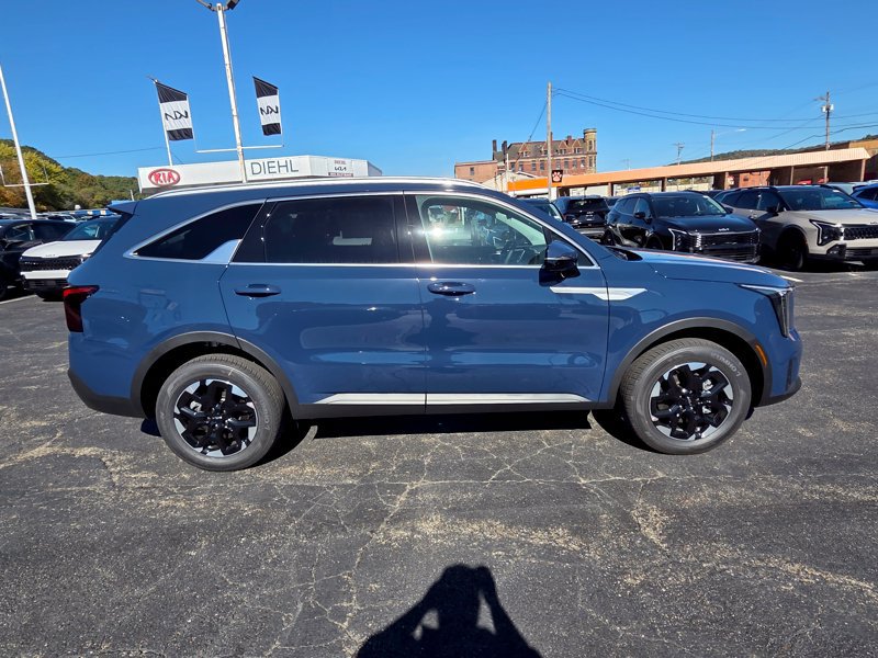 New 2026 Kia Sorento S AWD/4WD image 8