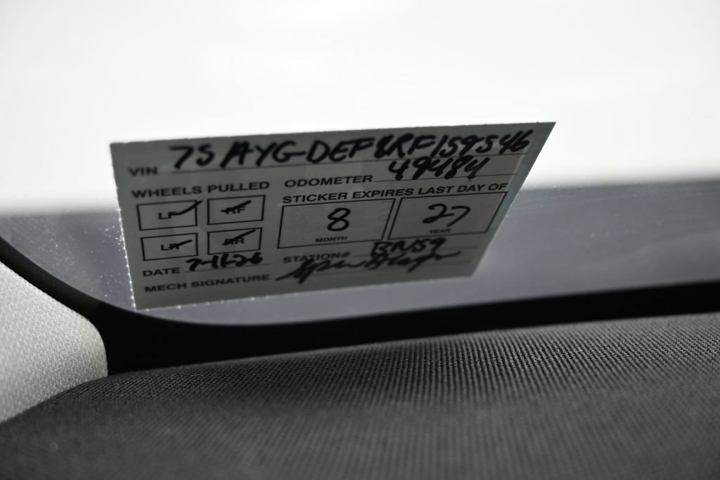Used 2024 Tesla Model Y Performance AWD/4WD image 9
