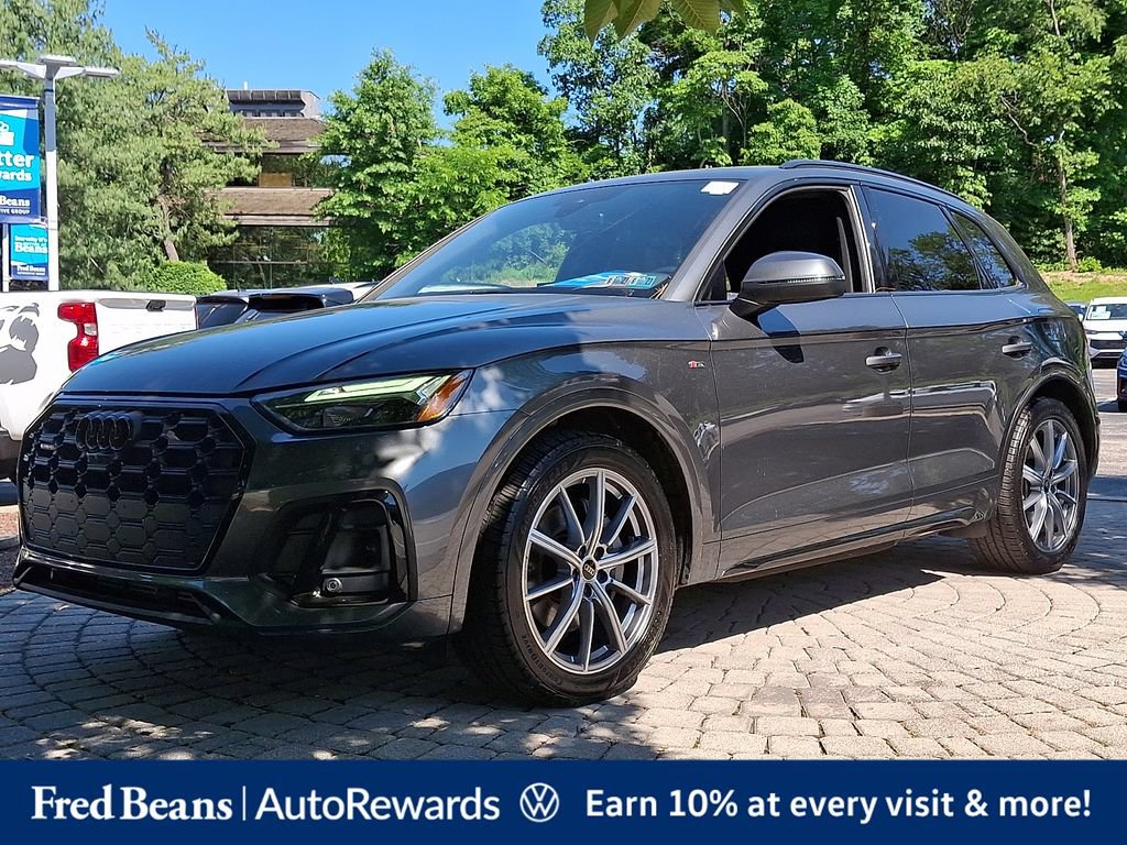 Used 2023 Audi Q5 e Premium Plus w/ Premium Plus Package AWD/4WD image 3