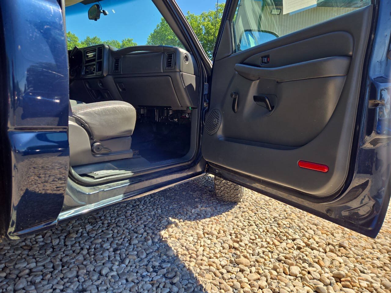 Used 2006 Chevrolet Silverado 1500 W/T RWD image 27