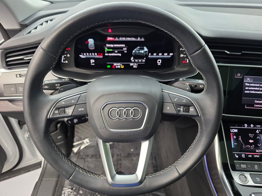 Used 2023 Audi Q8 Premium Plus w/ Premium Plus Package AWD/4WD image 18