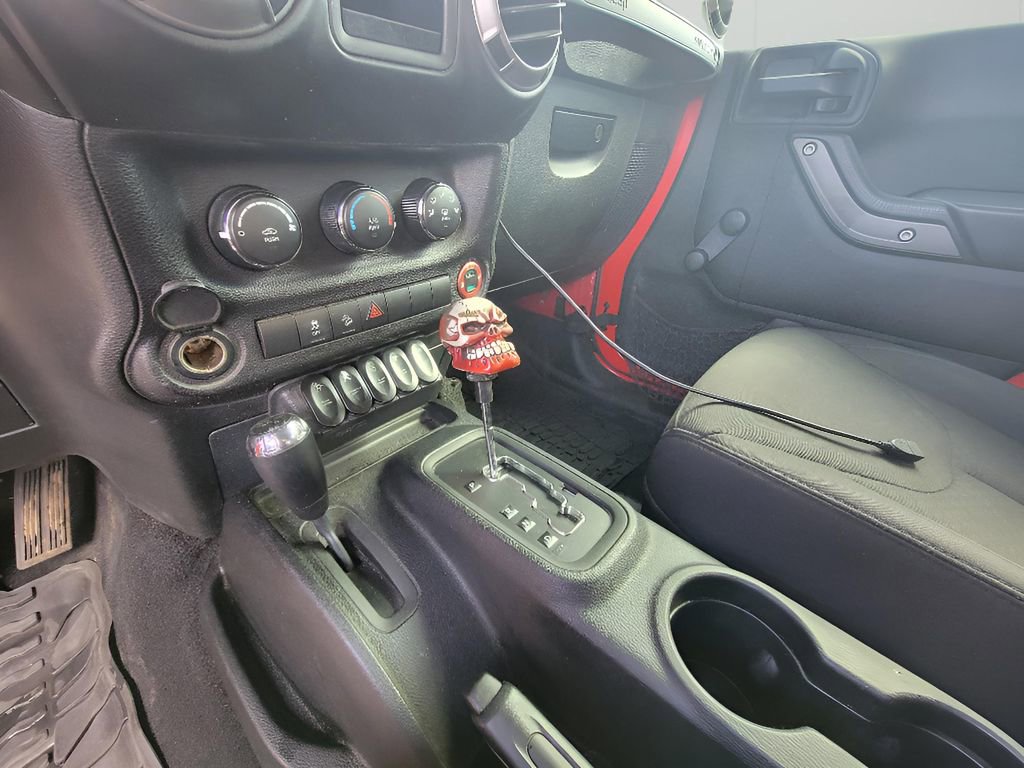 Used 2017 Jeep Wrangler Unlimited Sport w/ Max Tow Package image 20