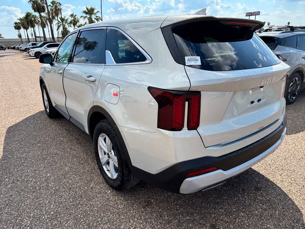 New 2026 Kia Sorento LX image 5