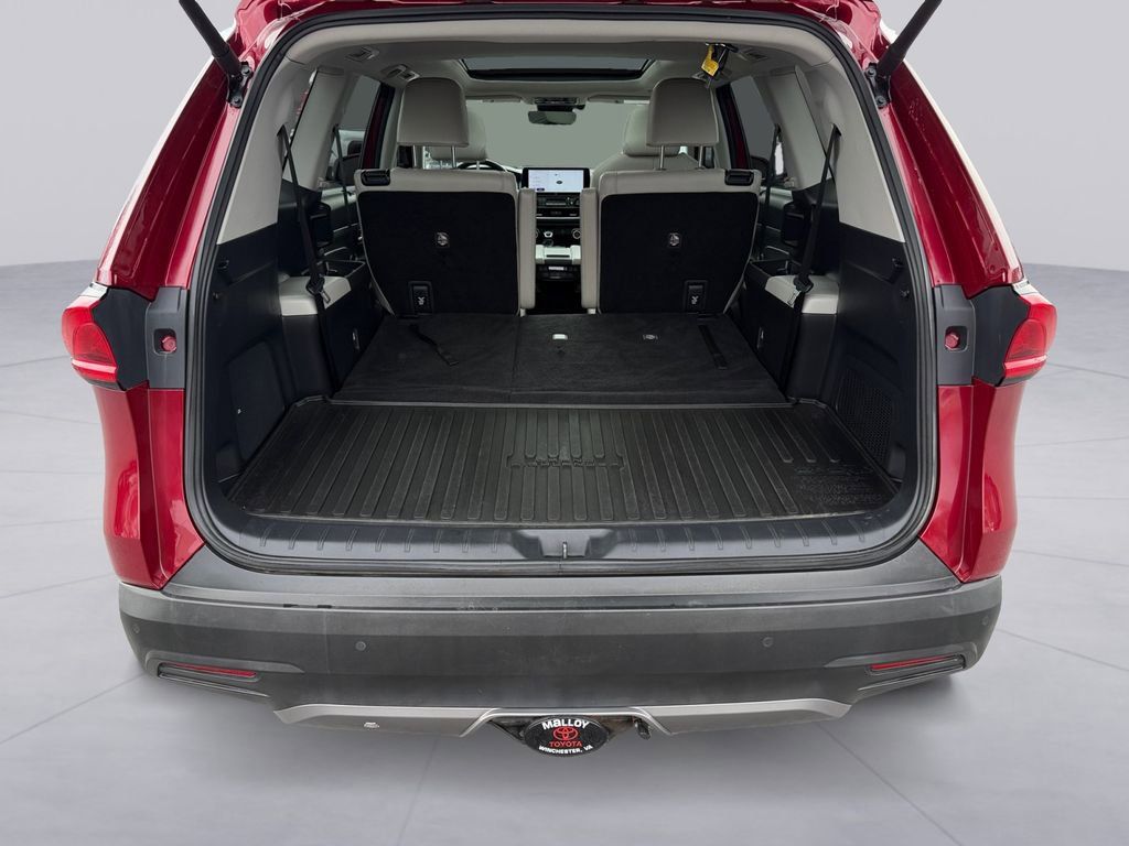 Certified 2024 Toyota Grand Highlander Platinum AWD/4WD image 19