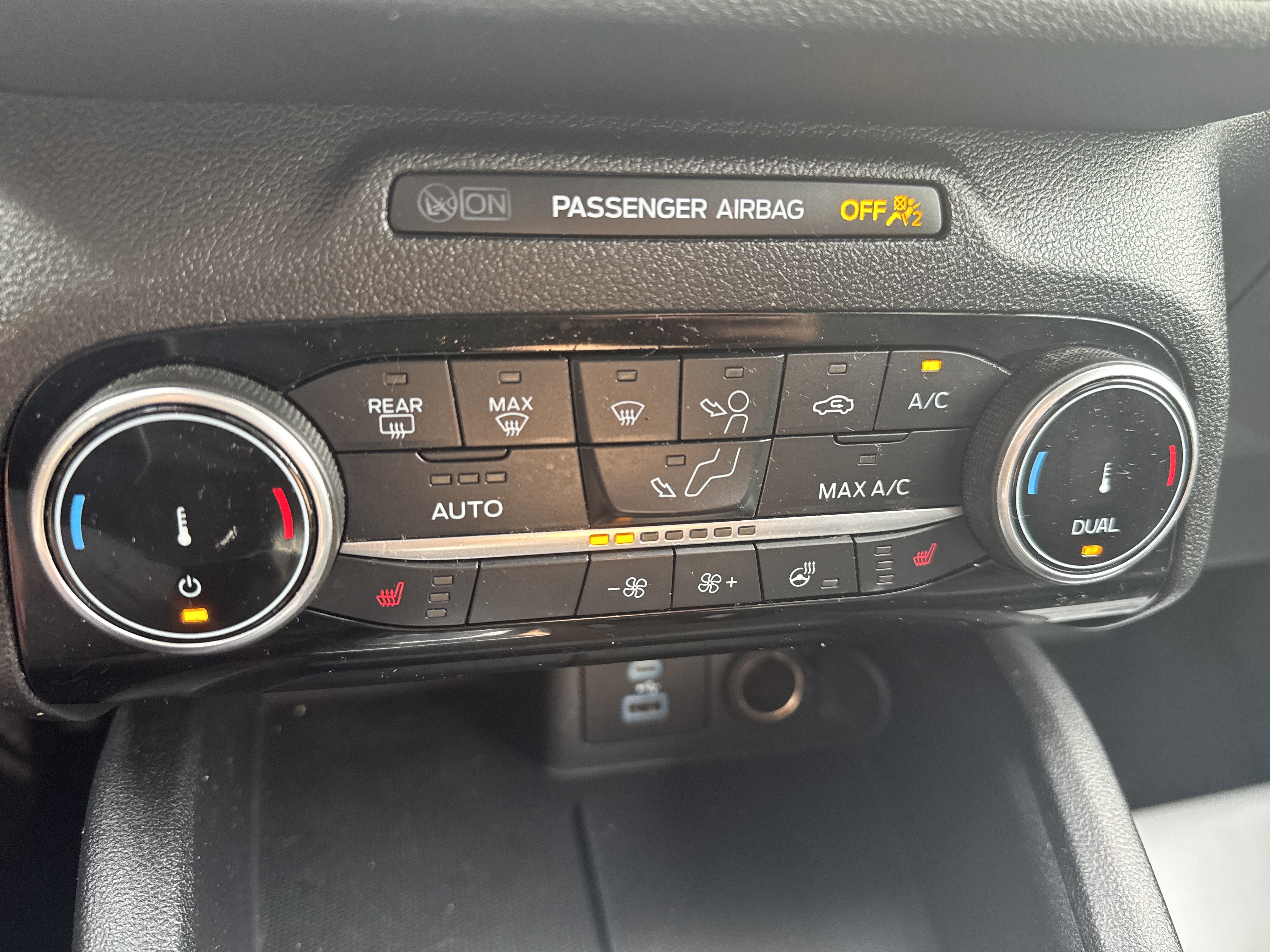 Used 2022 Ford Escape SEL AWD/4WD image 14