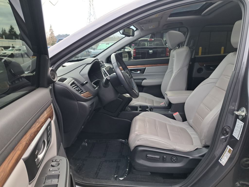 Used 2017 Honda CR-V Touring image 11