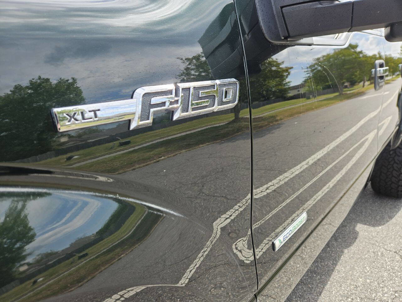 Used 2014 Ford F150 XLT w/ Equipment Group 302A Luxury AWD/4WD image 10