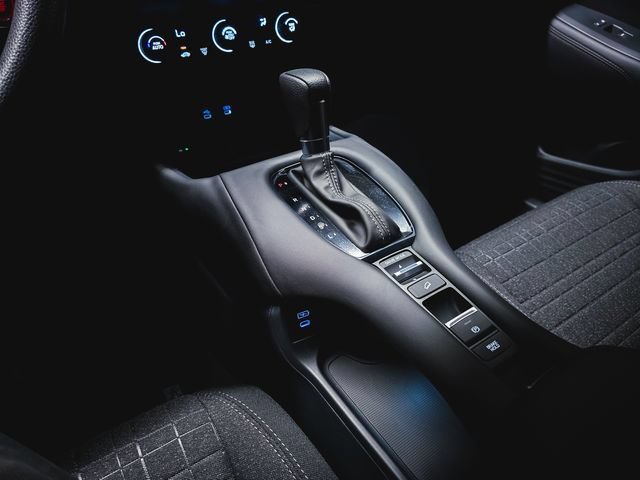 Used 2025 Honda HR-V LX image 28
