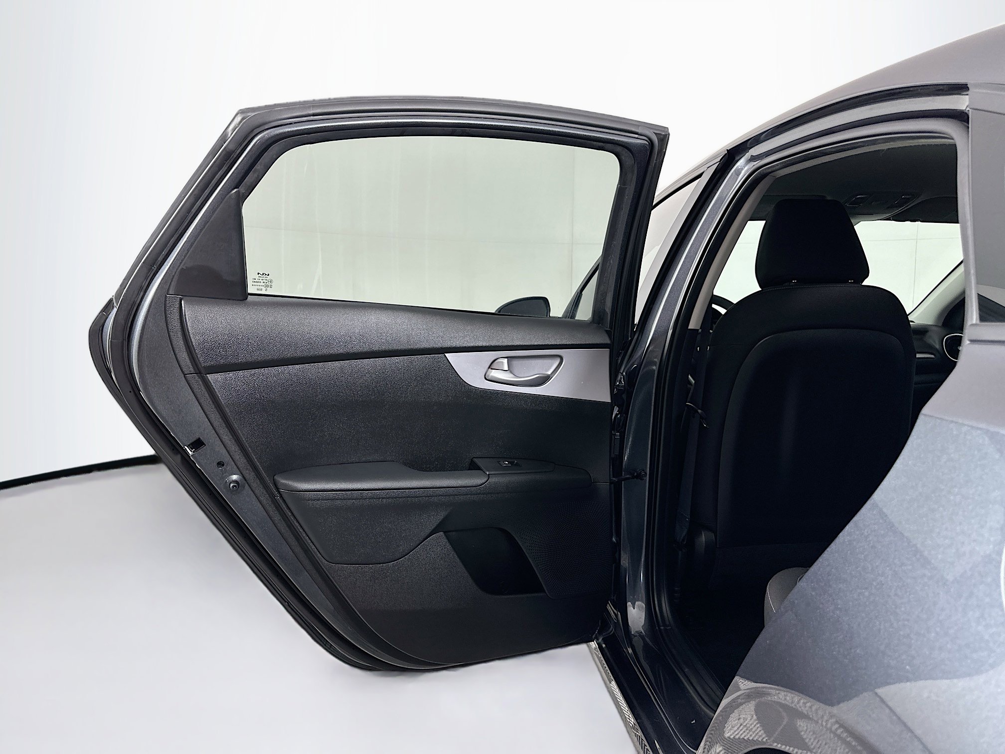 Used 2023 Kia Forte LXS image 24