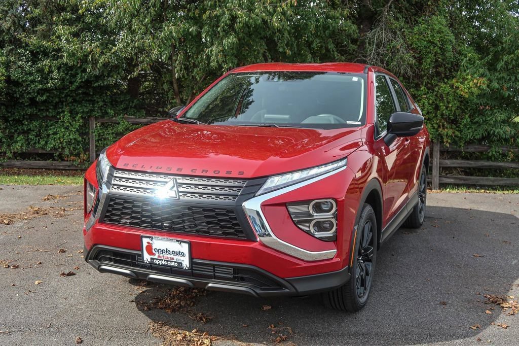 New 2026 Mitsubishi Eclipse Cross LE AWD/4WD image 3