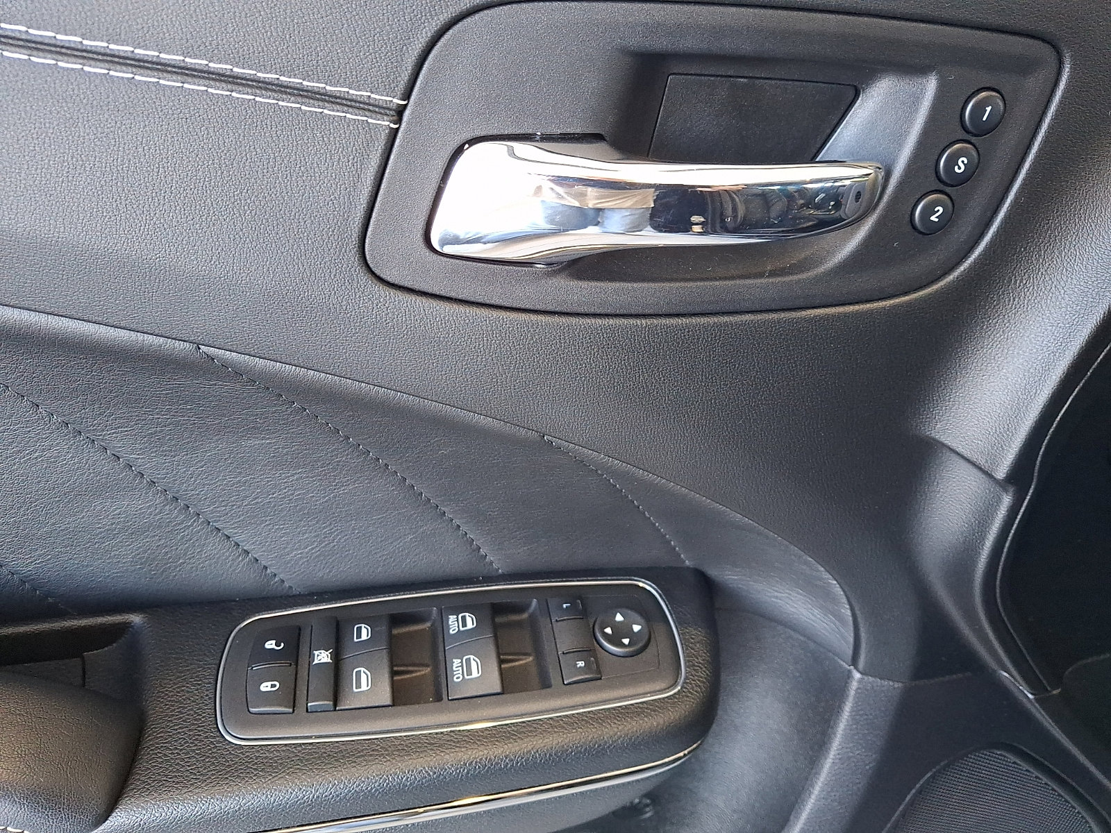 Used 2023 Dodge Charger SRT Hellcat image 13