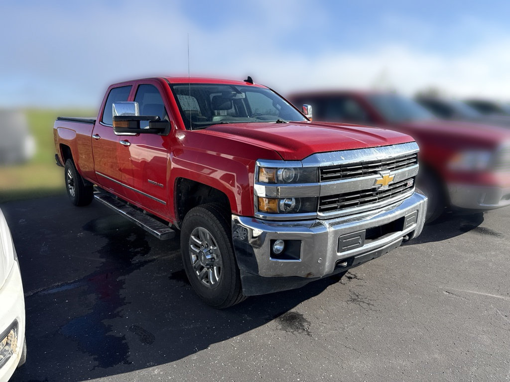 Used 2015 Chevrolet Silverado 3500 LTZ w/ LTZ Plus Package AWD/4WD image 5