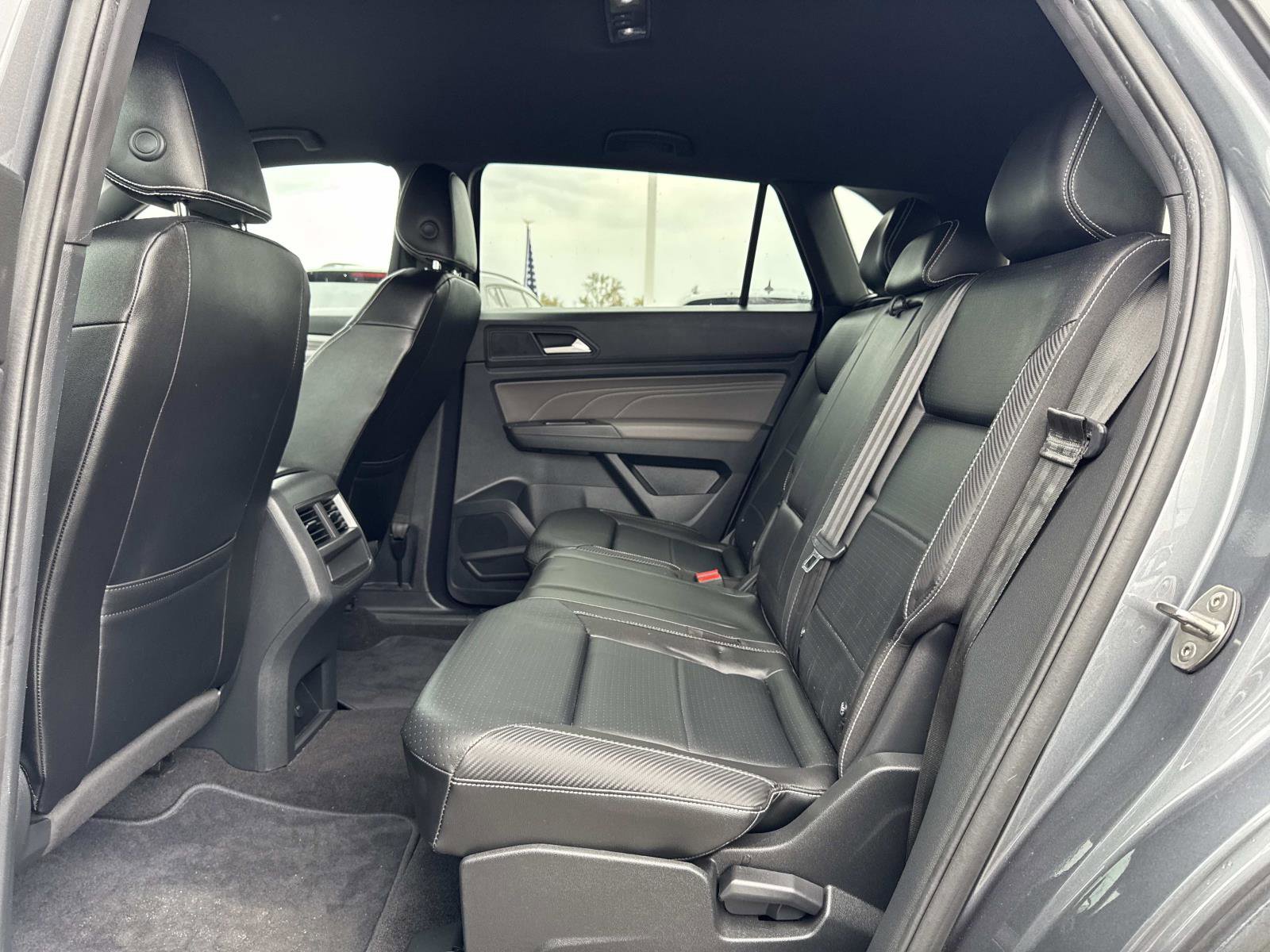 Certified 2022 Volkswagen Atlas Cross Sport SE image 25