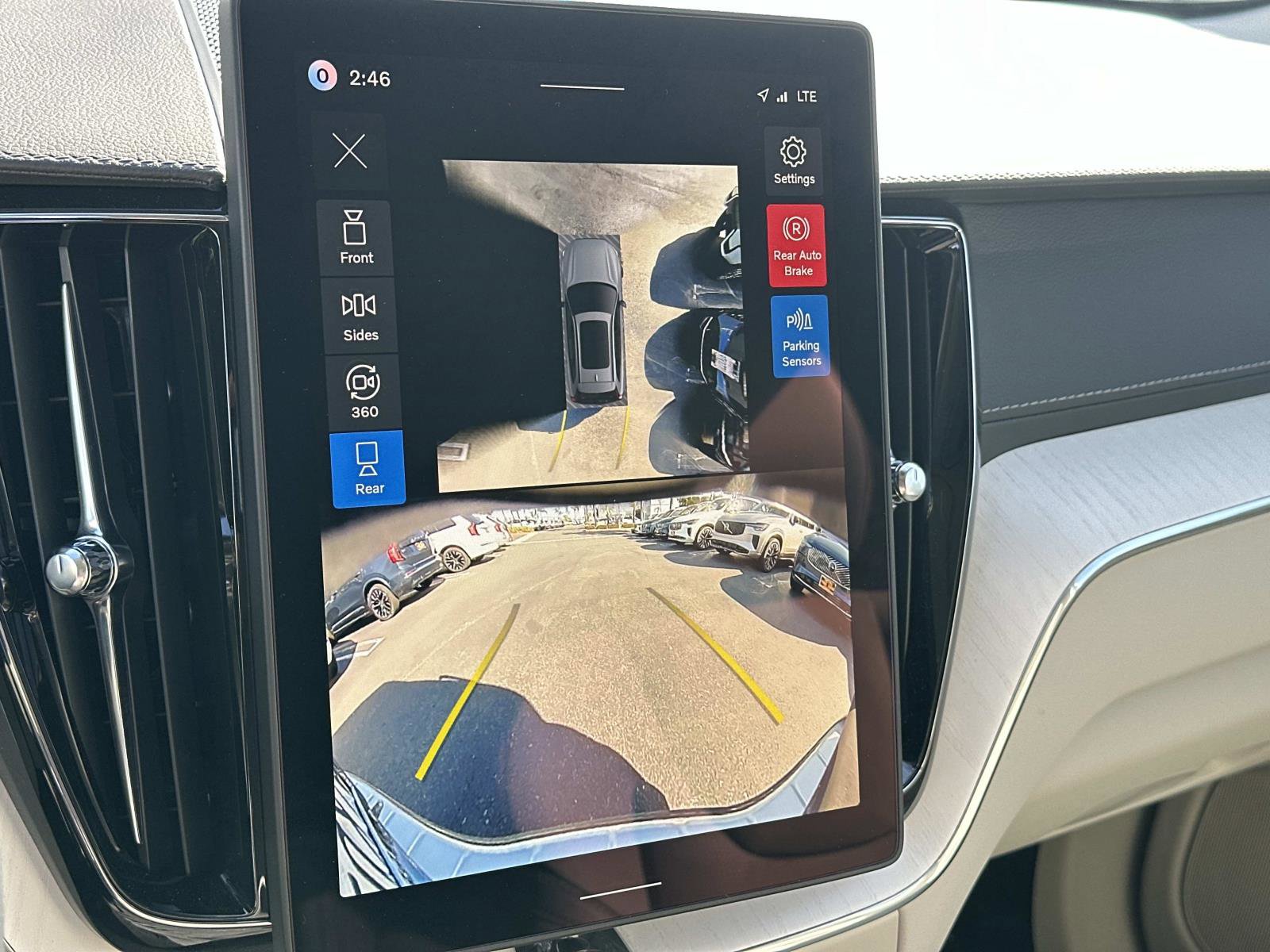 Certified 2026 Volvo XC60 B5 Ultra w/ Protection Package Premier image 13