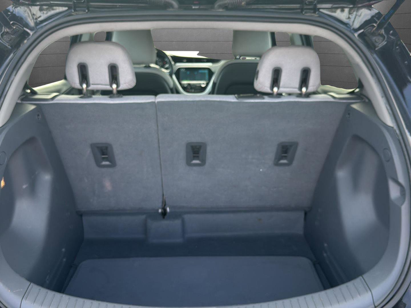 Used 2020 Chevrolet Bolt LT image 12