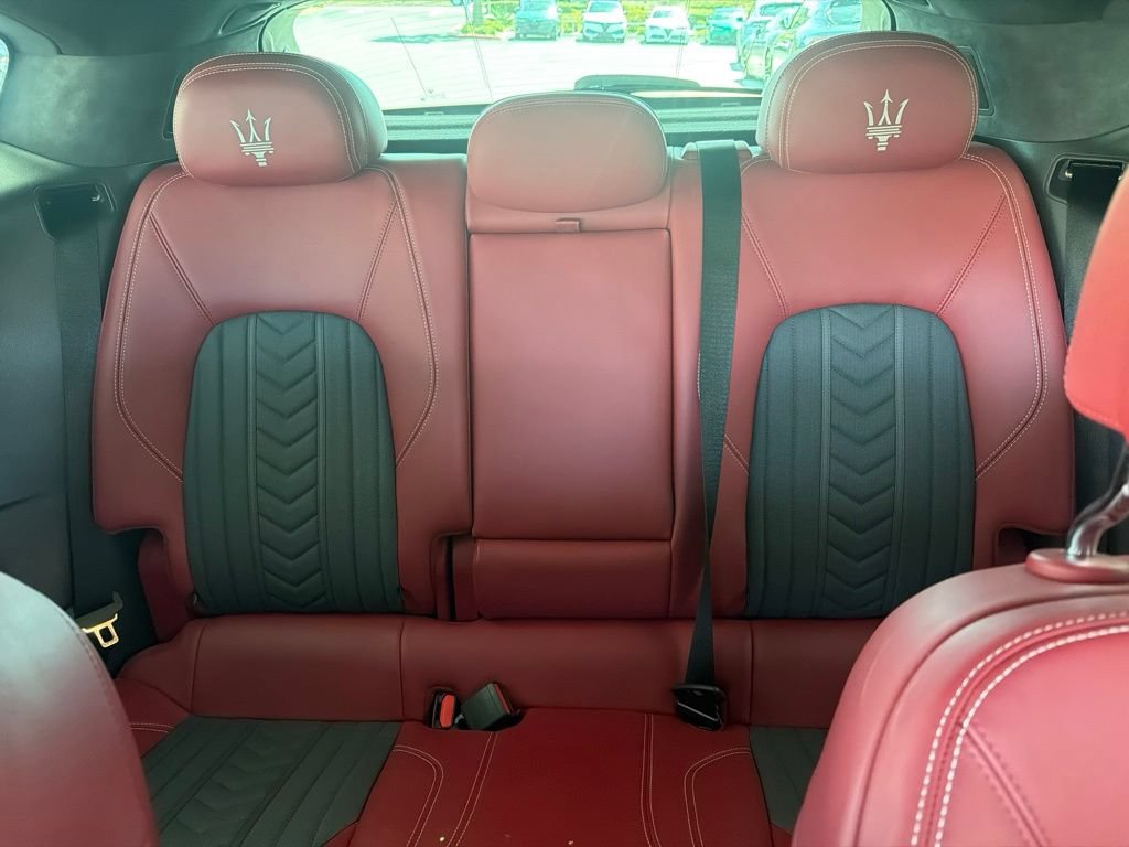 Certified 2023 Maserati Levante GT AWD/4WD image 20