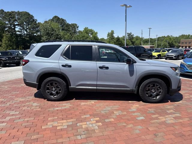 Certified 2025 Honda Pilot TrailSport image 37