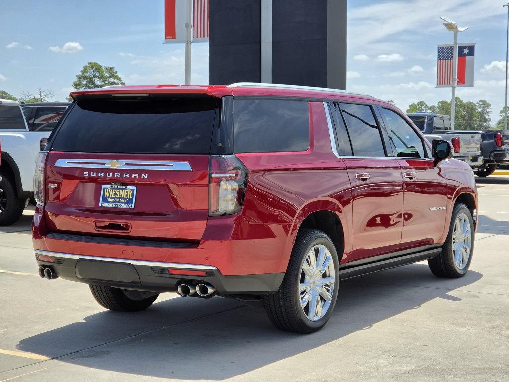 Used 2021 Chevrolet Suburban High Country RWD image 5