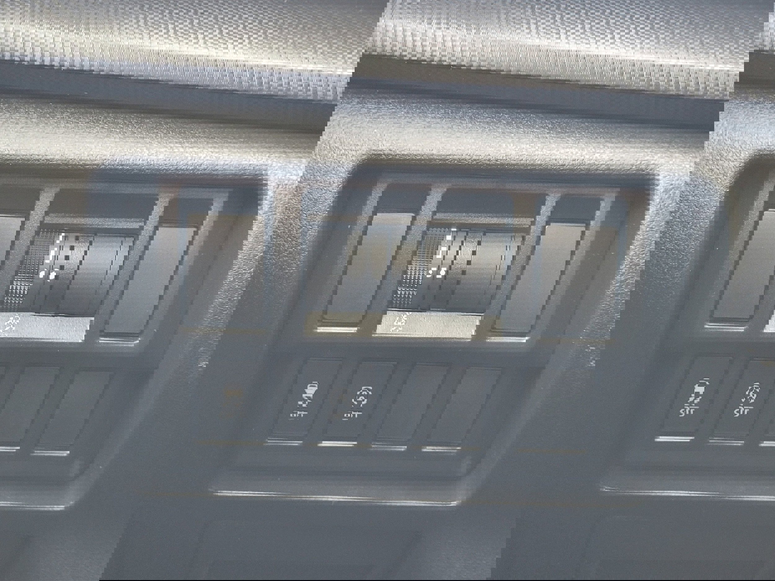 Certified 2023 Subaru Crosstrek 2.0i image 17